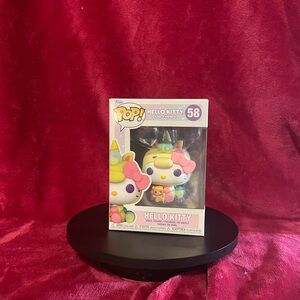 Hello Kitty Vinyl Pop Figure